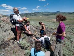 Innstruction on outcrop