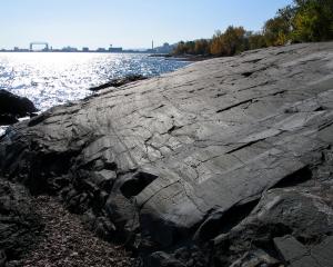 MPG  Field Trip North Shore Volcanics JG