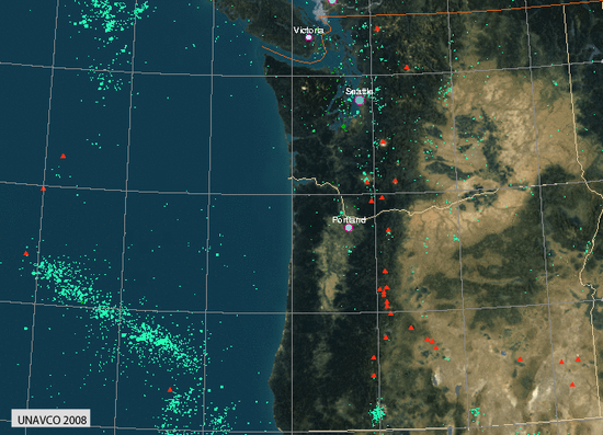 Cascadia Map with Earthquakes and Volcanoes Plotted