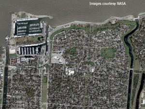 New Orleans 17th Street Canal before Katrina.