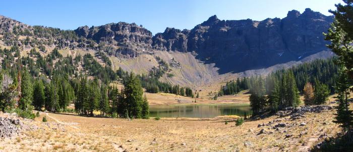 Hyalite Lake 